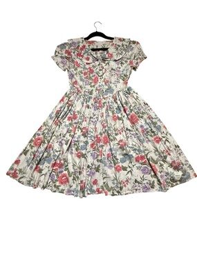 Vintage Marks and Spencer floral dress, medium/large